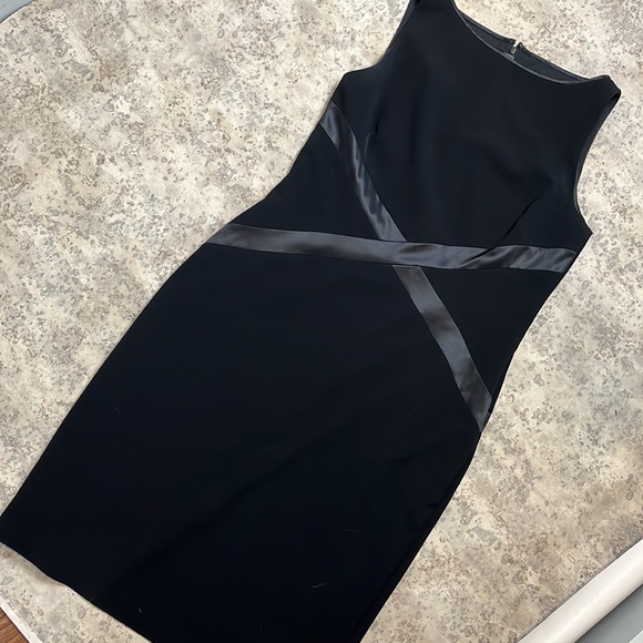 Lafayette 148 Black Drees Bought at Holt Renfrew - Picture 2 of 7
